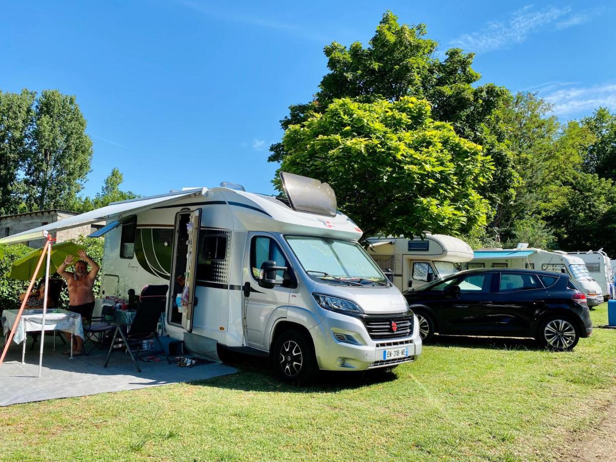 Lalevade-dʼArdèche Camping Paradis Family Des Issoux מראה חיצוני תמונה